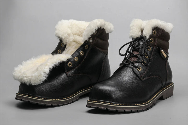 Warme Herren Stiefel, mit dicker Sohle, bieten gute Isolierung gegen Kälte.
