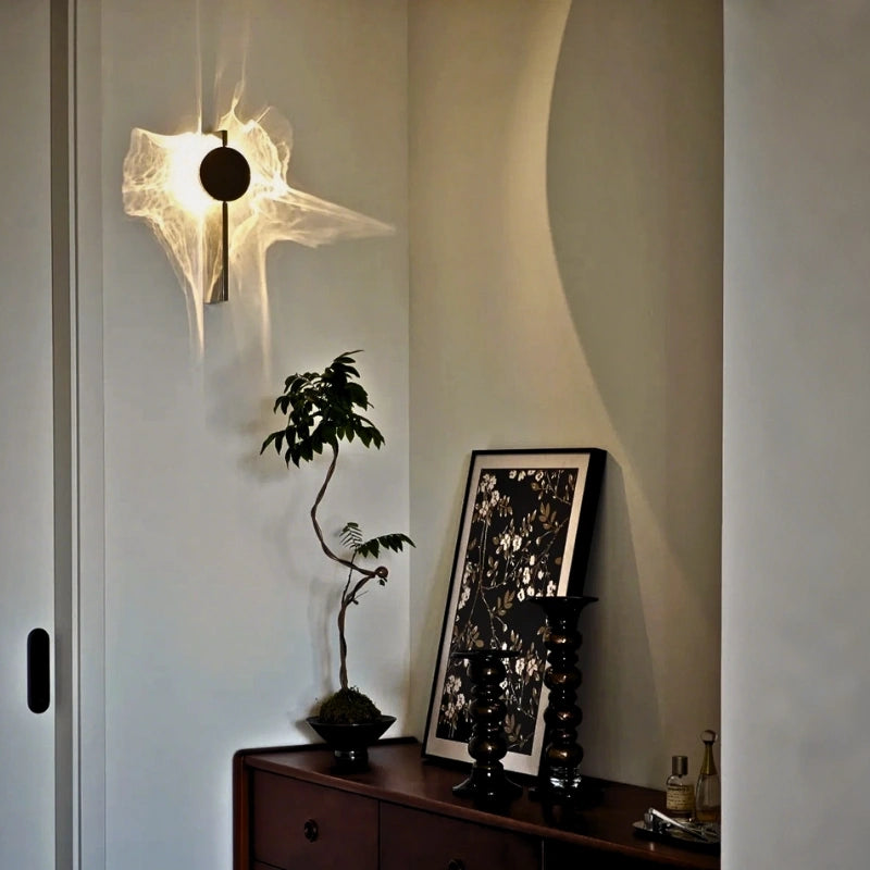 Vielseitige LED-Wandleuchte, modern, für Ambientebeleuchtung im Wohn- oder Schlafzimmer, faszinierendes Lichtspiel.