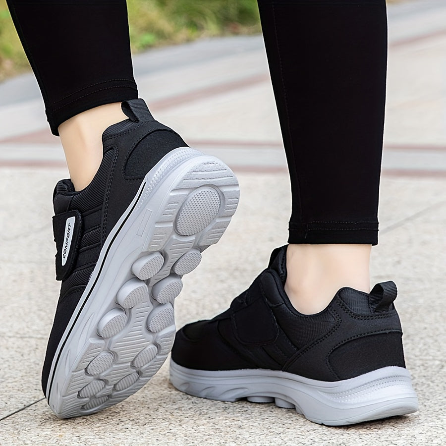 Leichte Laufschuhe EasyStride für Damen & Herren mit Klettverschluss, optimal für Training & Freizeit.