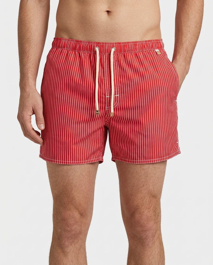 Gestreifte Herren Strandshorts mit Kordelzug, ideal für Sommerurlaub & Freizeit; bequem, locker & stilvoll.