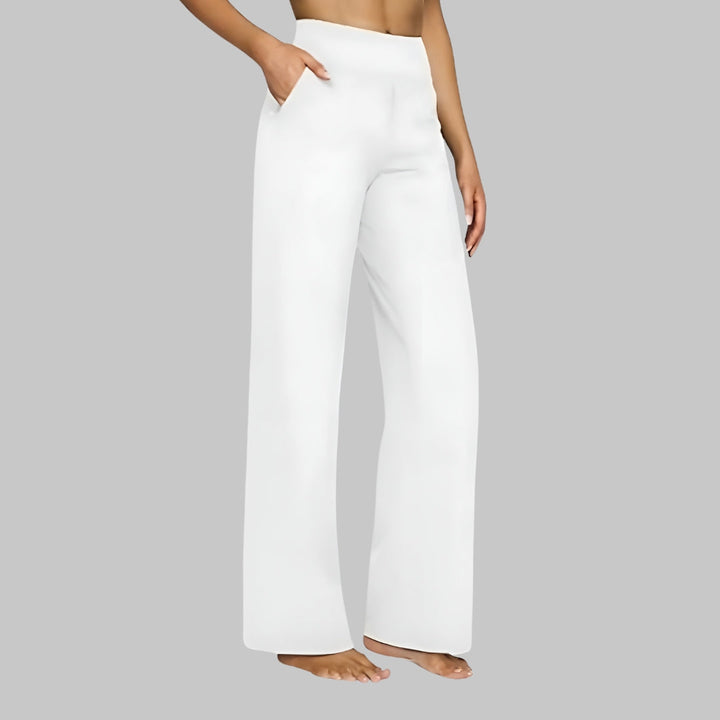 Taupefarbene Alltagshose für Damen, Stretch-Material, hoher Bund, perfekter Slim Fit, hoher Tragekomfort.