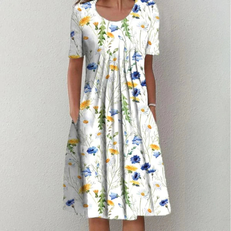 Luftiges, elegantes Damen Sommerkleid Luna in Blau, ideal für heiße Sommertage. Ein bequemes Freizeitkleid.