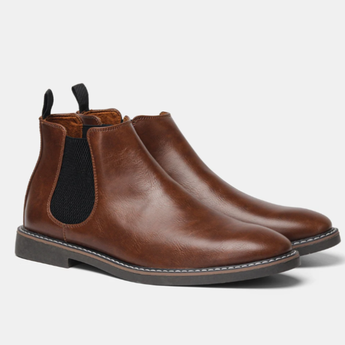 Eleganter brauner Herren Chelsea Stiefel, ideal für stilvolle Auftritte und hohen Tragekomfort.