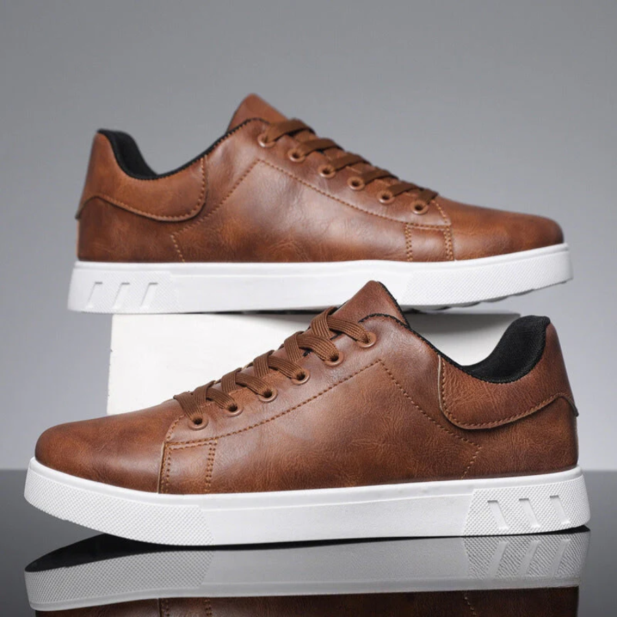 Stylische Herren Schnür-Sneaker in Braun: Perfekte Alltagsschuhe für lässige Herrenmode und Freizeitaktivitäten.
