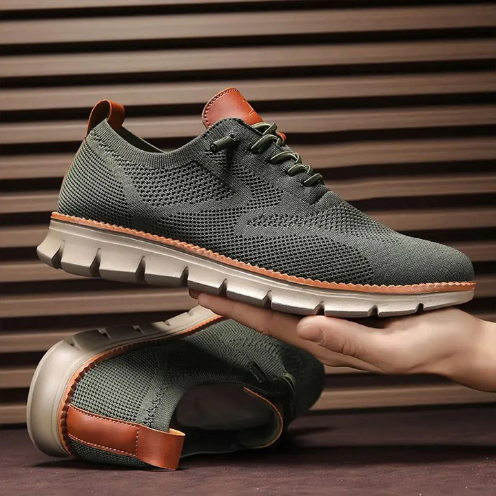 Orthopädisches Fußbett der Urban Komfortschuhe für Herren, bietet optimale Unterstützung.
