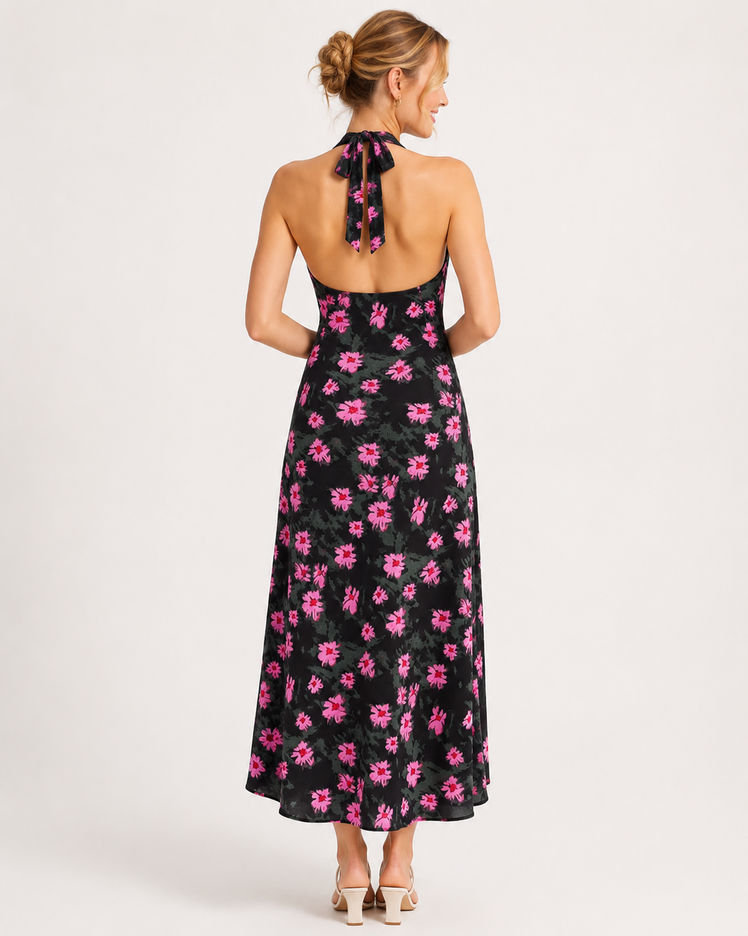 Rückenfreies schwarzes Damen A-Linie Halter Midi-Kleid, perfekt für Sommer, Urlaub & besondere Anlässe.