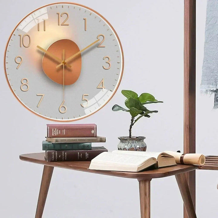 Minimalistische digitale Wanduhr für Wohnzimmer oder Büro, mit geräuschlosem Uhrwerk und klarem Display.