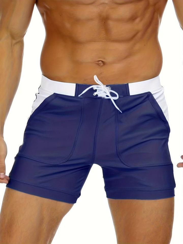 Sportliche Herren Schwimmshorts für den Sommer. Atmungsaktiv & schnelltrocknend, ideal für Strand und Pool.