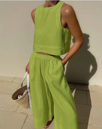 Damen Hosenanzug: Ärmelloses Zweiteiler Set, bequeme Damenhose & Oberteil. Ideal als Sommer Outfit & Freizeitanzug.