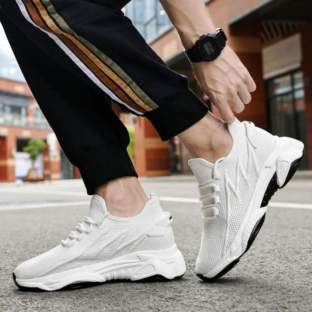 Moderner Herrenschuh mit MaxLift Boost; erhöht die Körpergröße unauffällig und bietet hohen Komfort.