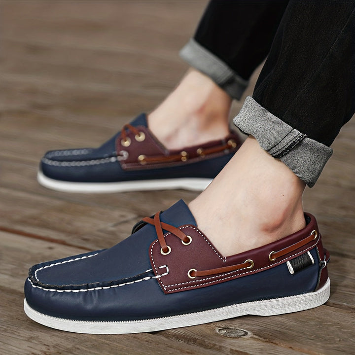Leichte Herren Bootsschuhe für Frühling & Sommer. Atmungsaktive Slipper mit exzellentem Komfort.