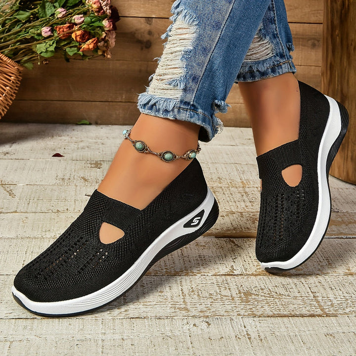 Stylische Slip-on Walkingschuhe, orthopädisch & bequem für Damen und Herren.