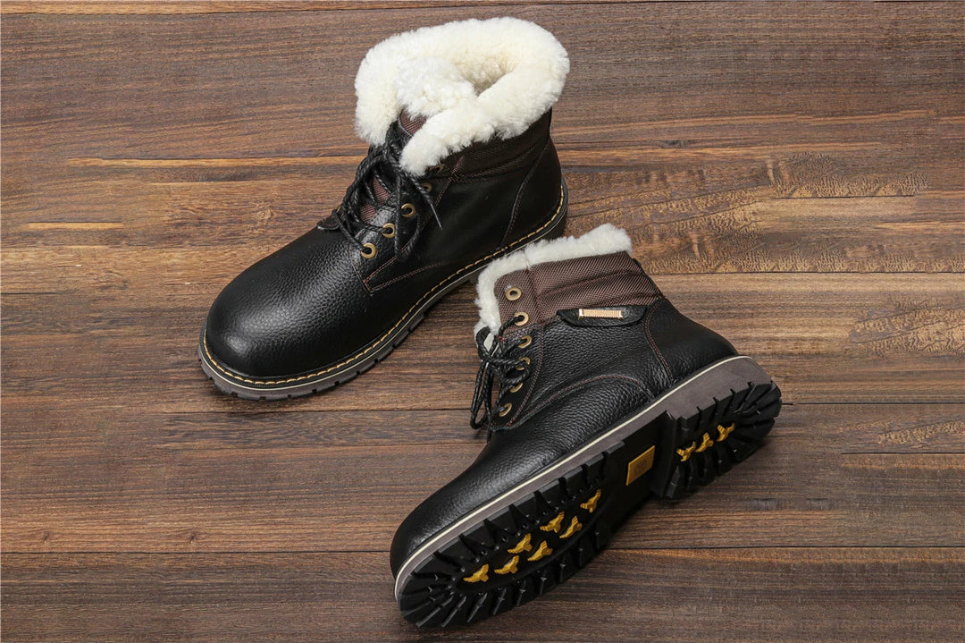Robuste Wintermode Herren, strapazierfähige Stiefel für den Einsatz im Schnee.