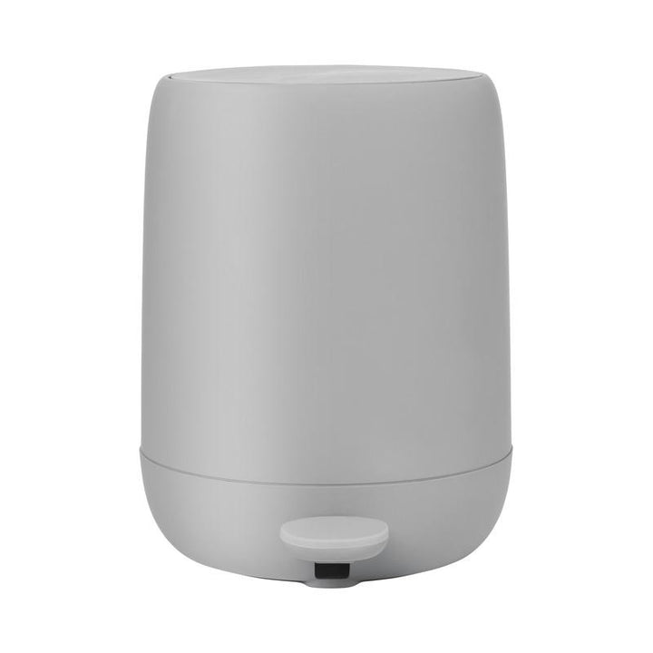 Kompakte Toilettenbürste mit mattem Gehäuse, ideal für moderne, kleinere Badezimmer.