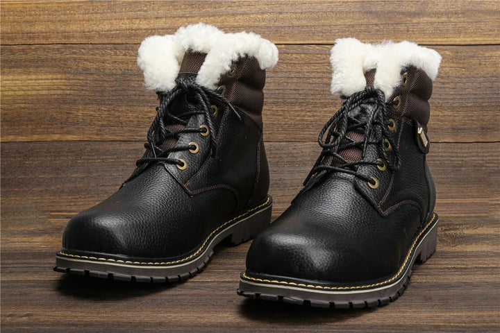 Warme und bequeme Herren Outdoor-Stiefel, perfekt für die kalte Jahreszeit.