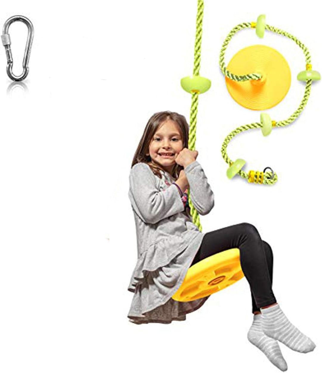 Kinder balancieren auf Kletterseil-Schaukel mit runder Plattform, genießen Outdoor-Abenteuer im Garten.