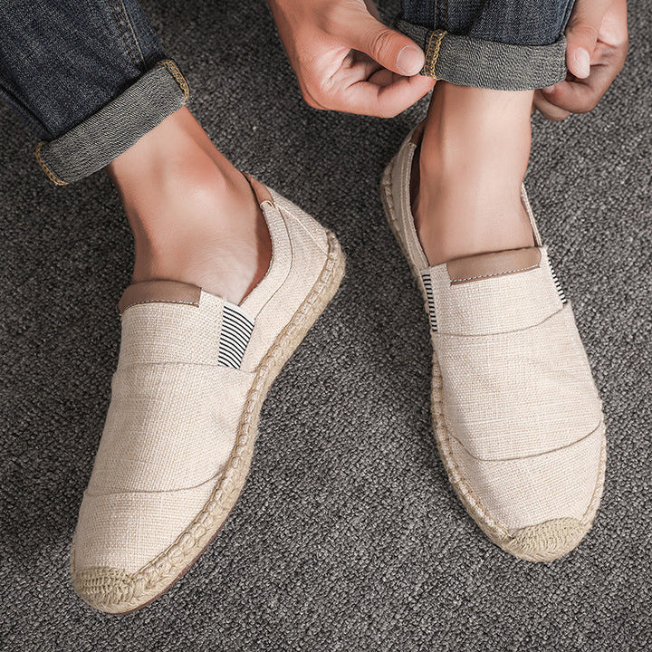 Ultraleichte Herren Espadrilles Slipper. Atmungsaktive und bequeme Freizeitschuhe für heiße Tage.