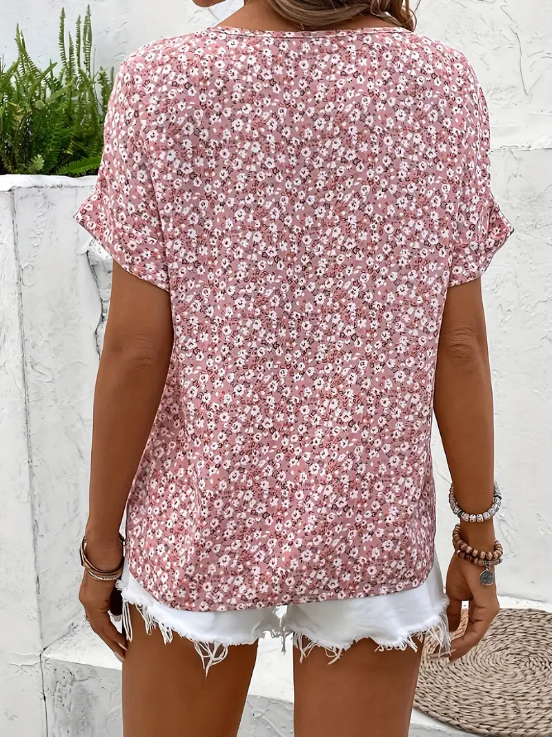 Elegante Damen Sommerbluse mit Kurzarm und stilvollem Print, ideal für Freizeit und Sommeroutfits.