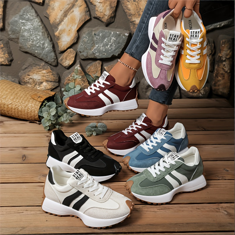 Vielseitige Damen Freizeitschuhe: Retro-Sneaker mit Low-Top Form, Streifen & Bequemlichkeit.