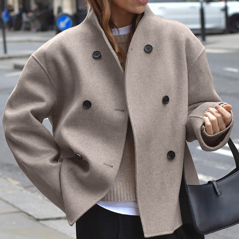 Elegante Damen Vintage Winterjacke in warmem Material, ideal für stilvolle Auftritte im Herbst & Winter. Klassisch.