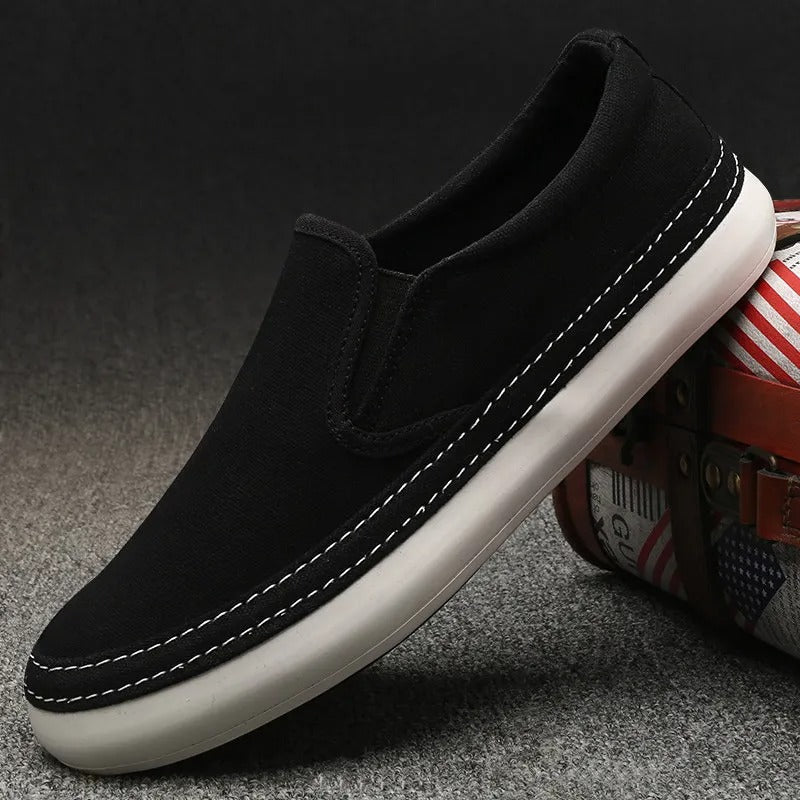 Bequeme Herren Sneakers mit atmungsaktivem Obermaterial, leichte Alltagsschuhe für Männer, ideal für Sommer.
