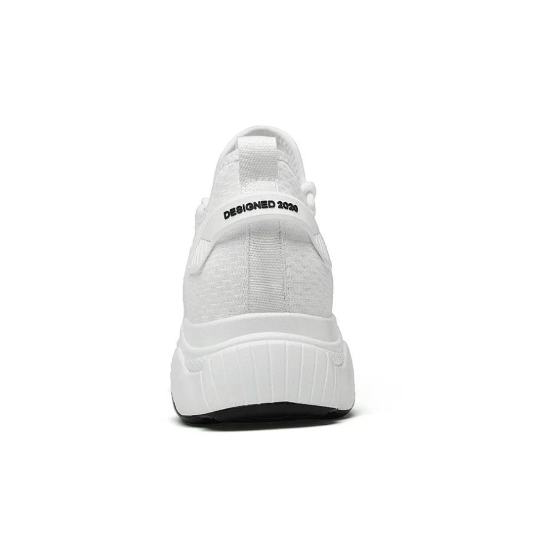 Dynamische Herrenschuhe, die dezent die Körpergröße erhöhen; ideal für moderne & modebewusste Männer.