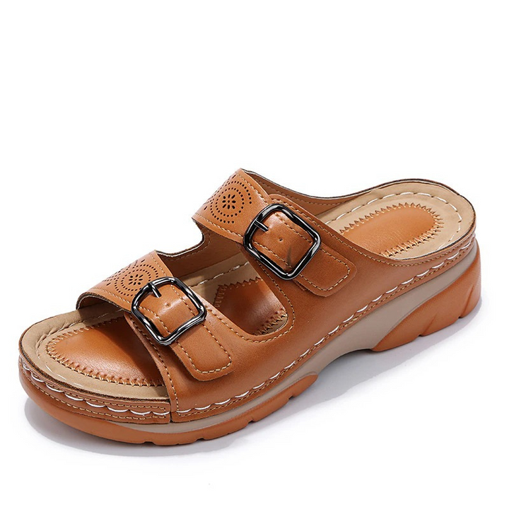 Bequeme Damen Sandalen mit ergonomischem Fußbett & verstellbaren Riemen; ideal für weite Passform.