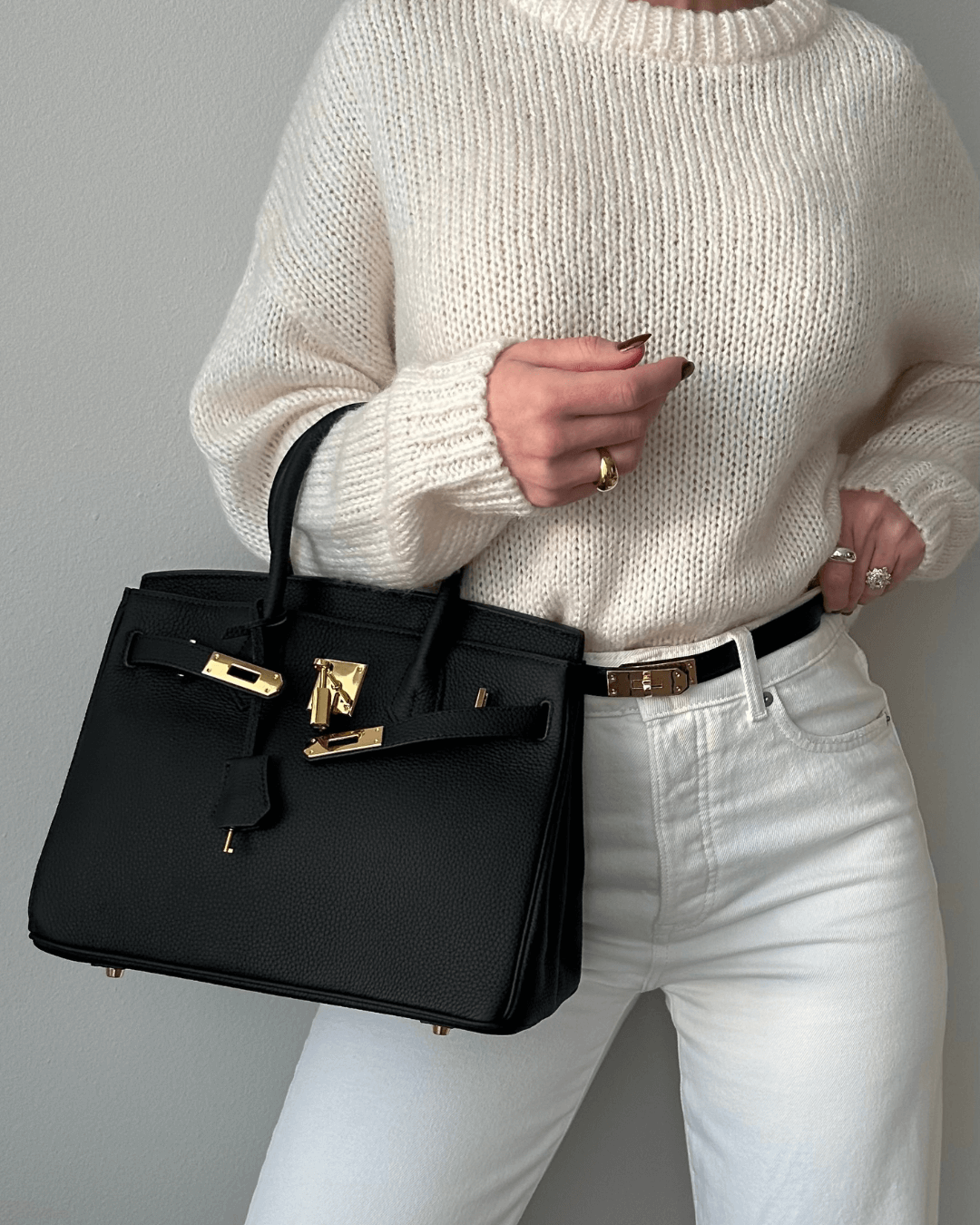 Elegante Damentasche, stilvolles Accessoire für Frauen. Perfekt für Büro & Alltag, ganzjährig nutzbar.