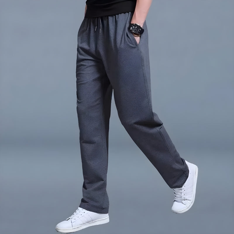 Herren Komfort Jogginghose für Entspannung. Modische Athleisure Hose, perfekt für zu Hause & unterwegs.