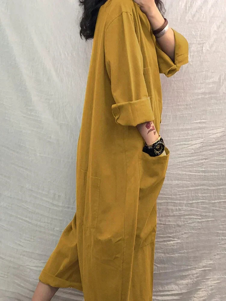 Eleganter Damen Oversized Jumpsuit mit Langarm und Knopfverschluss, perfekt für stilvolle Freizeitlooks.