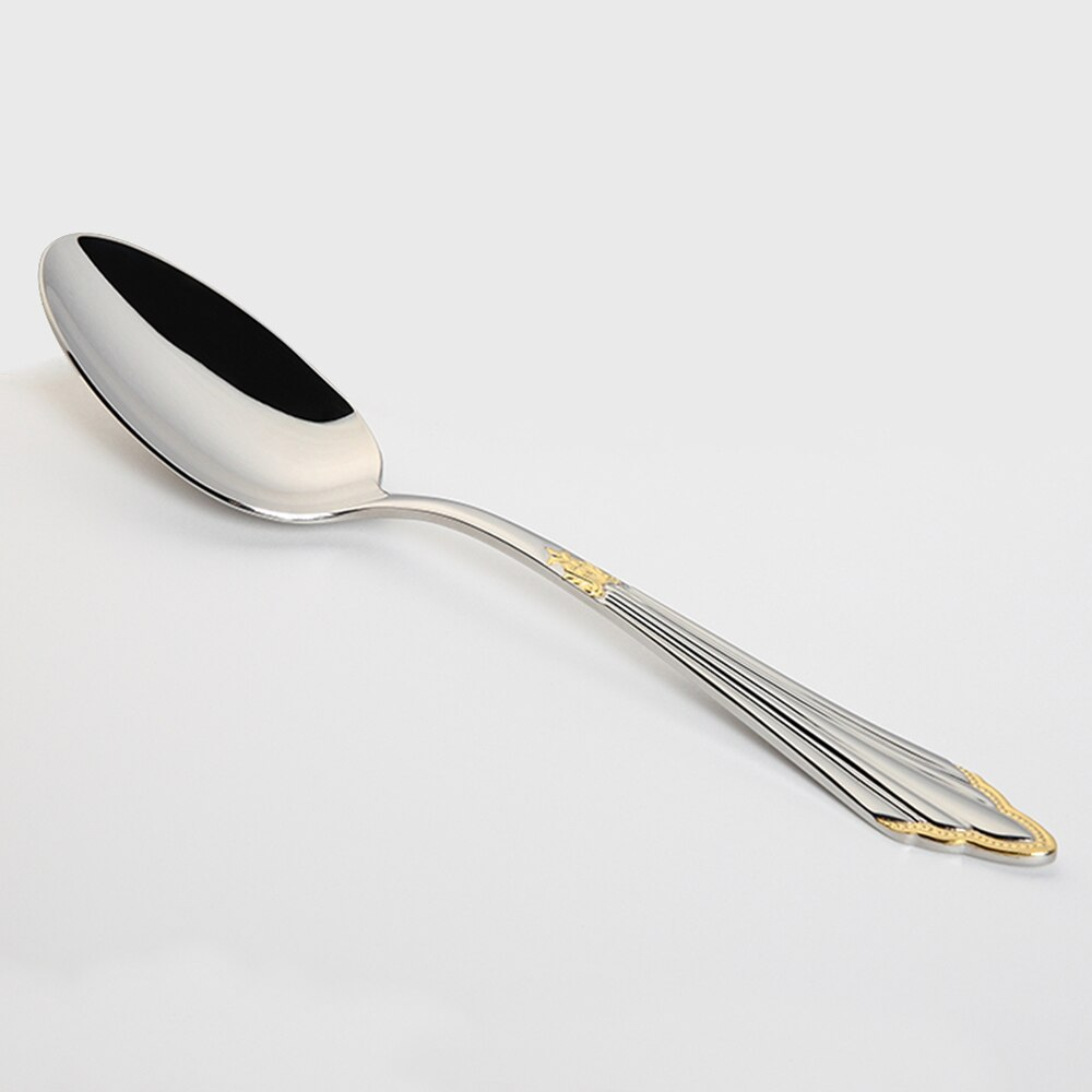Spülmaschinenfestes Edelstahl-Besteckset mit Goldveredelung für den täglichen Gebrauch und besondere Momente.