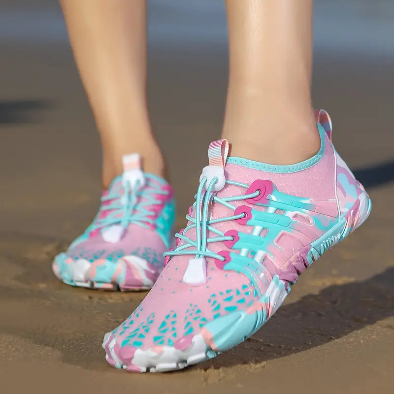 Robuste Damen Outdoor-Wasserschuhe WaveFlex für jedes Abenteuer. Perfekte Strandschuhe & Reiseschuhe.