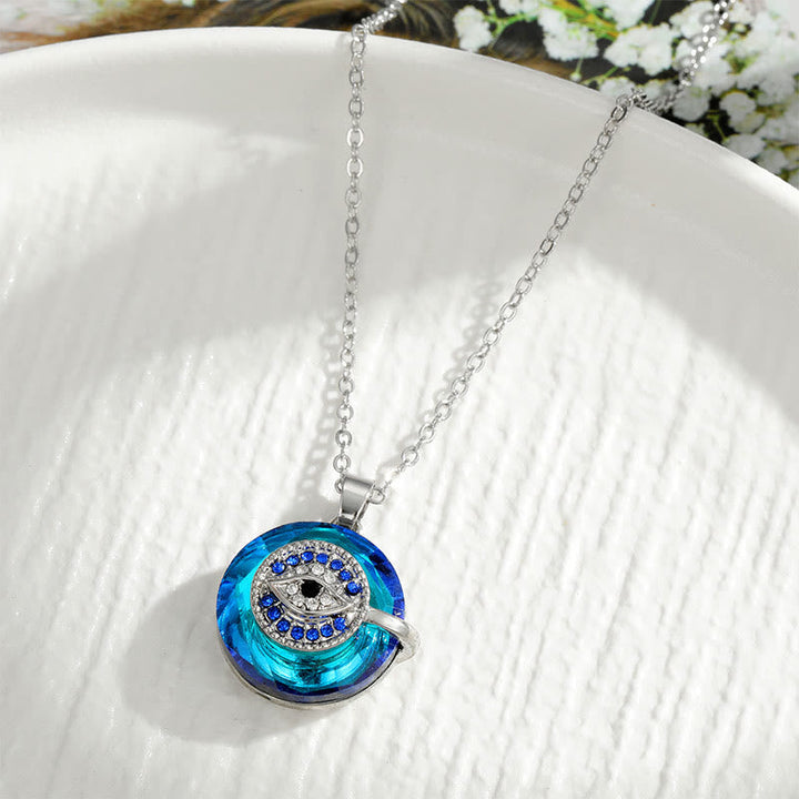 Damen Halskette mit Bösem Blick Anhänger, perfekt zum Schichten mit anderem Schmuck. Ein stylischer Schutz.