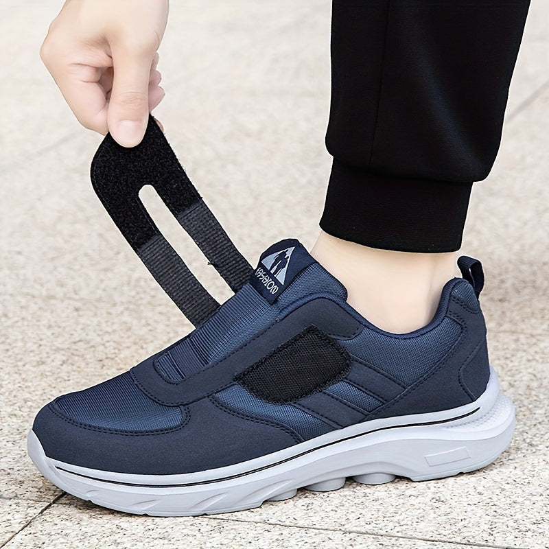 Bequeme Unisex Schuhe EasyStride mit Klettverschluss, ideal für Herren und Damen als komfortable Alltagsschuhe.
