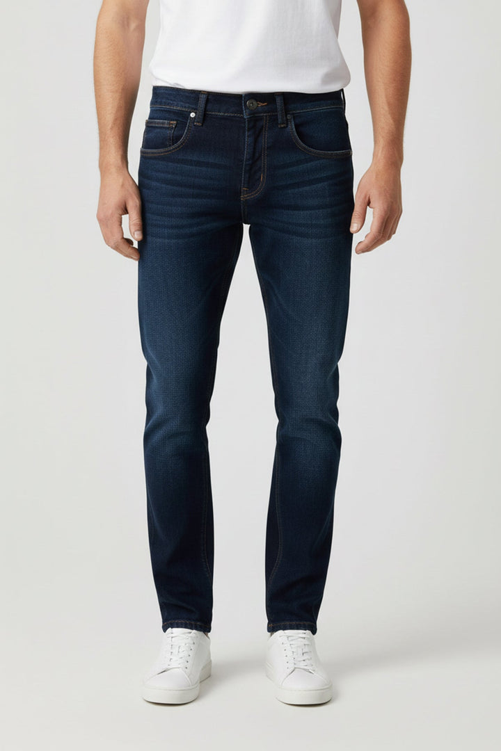 Blaue Herren Straight Fit Jeans, Five-Pocket-Design, vielseitig für Alltag & Freizeit.