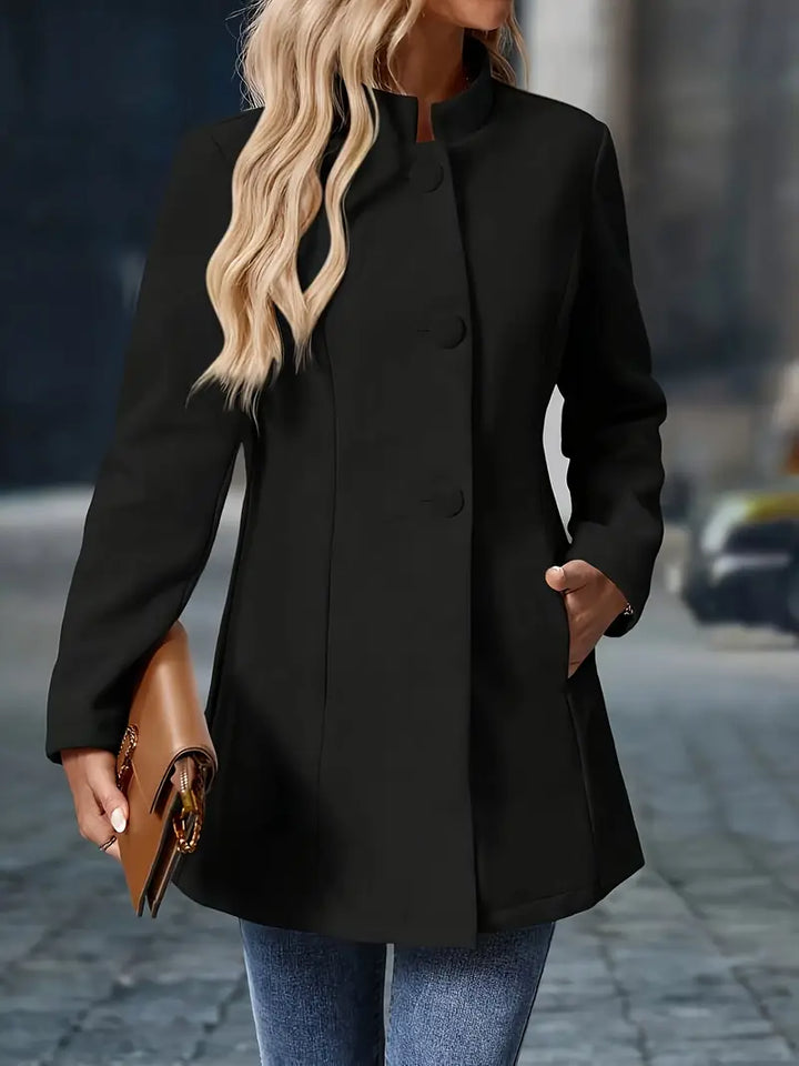 Vielseitige Alltagsjacke für Damen. Klassisches Design, eleganter Look.