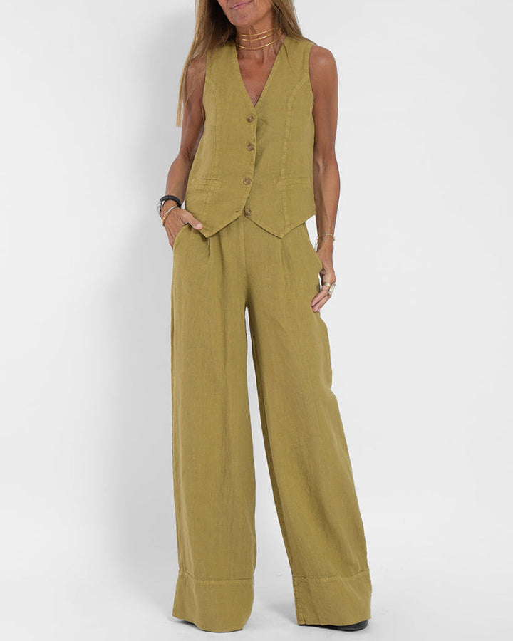 Herbstliches Damen Zweiteiler Set: ärmellose Weste & weite Hose für einen entspannten Business-Look.