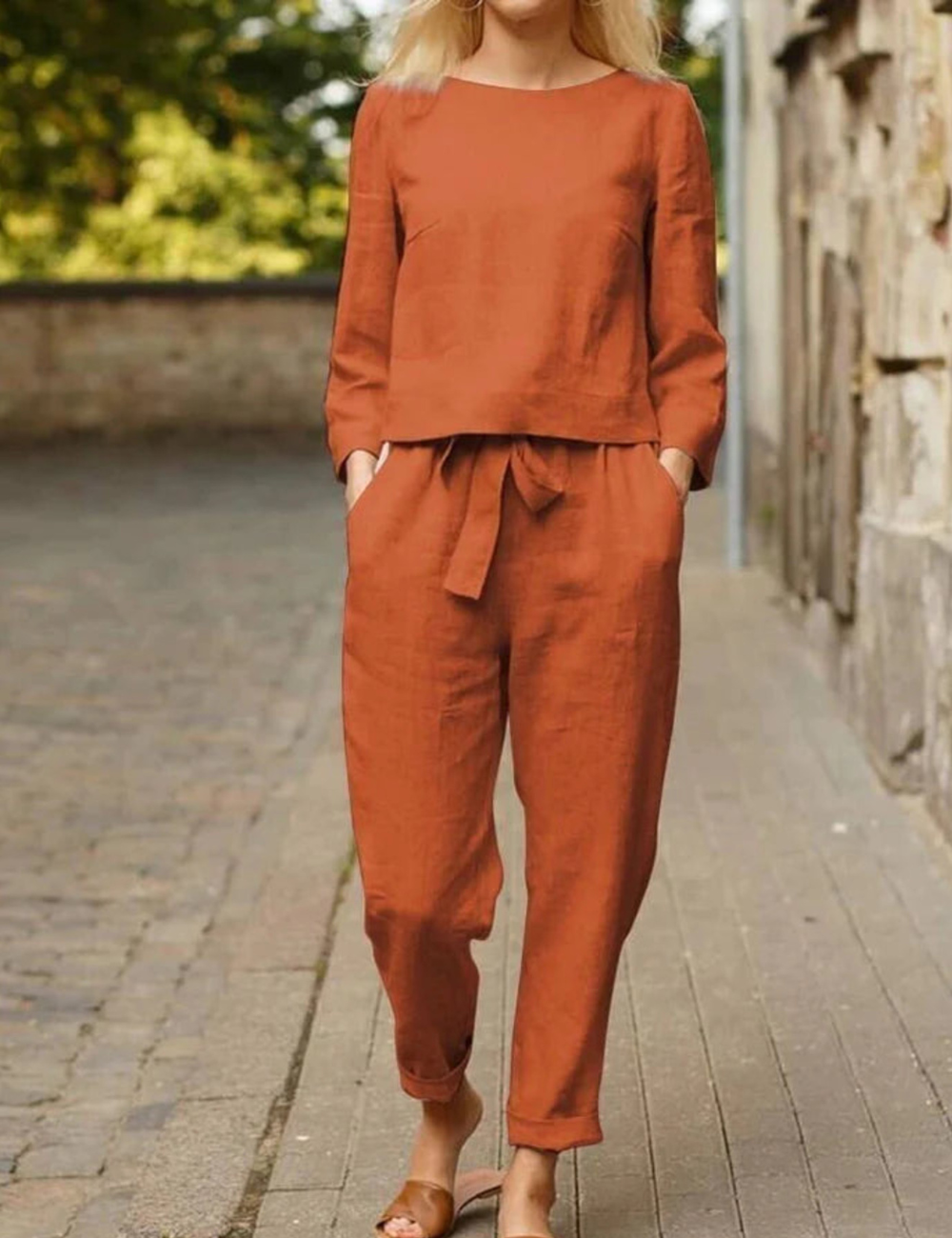 Damen Freizeit Set: Lässiges Oberteil & bequeme Hose. Komfortabler Zweiteiler für Alltag & Entspannung.