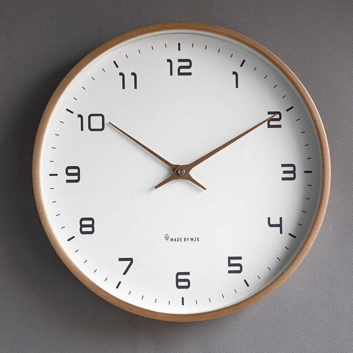 Hochwertige Holzwanduhr aus Naturholz, modern & dekorativ. Perfektes Wohnaccessoire für Ihr Zuhause.