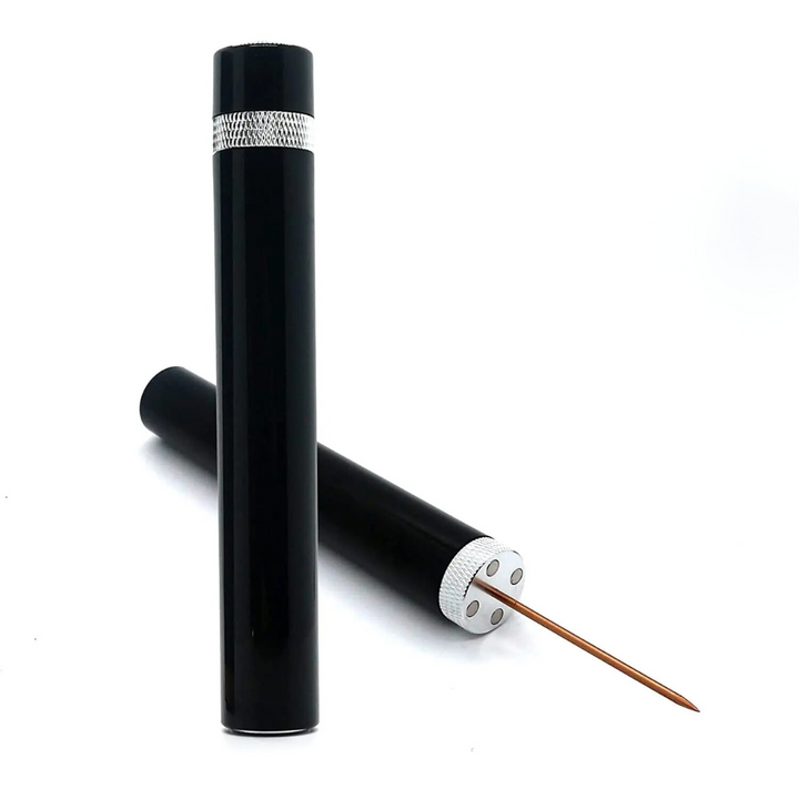 Der CorkEase Luftdruck Weinöffner garantiert eine schnelle und saubere Korkenentfernung, ideal für gemütliche Abende.