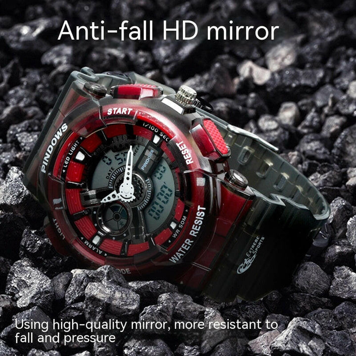 Klar ablesbare wasserdichte Herren Digitaluhr, robust für Sport und anspruchsvolle Outdoor-Aktivitäten.