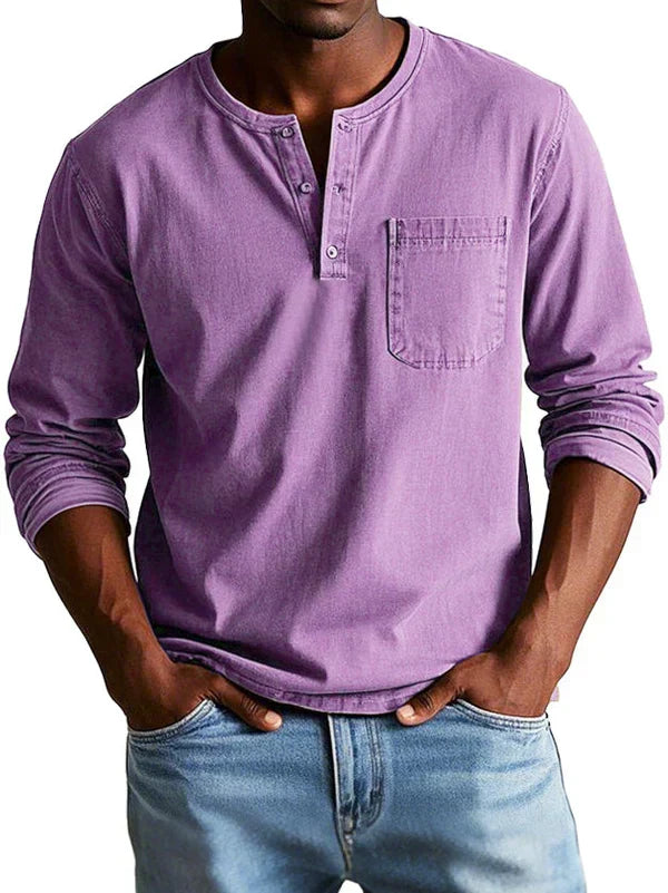 Atmungsaktives Herren Henleyshirt, langärmlig, bietet optimalen Komfort und lässigen Look.