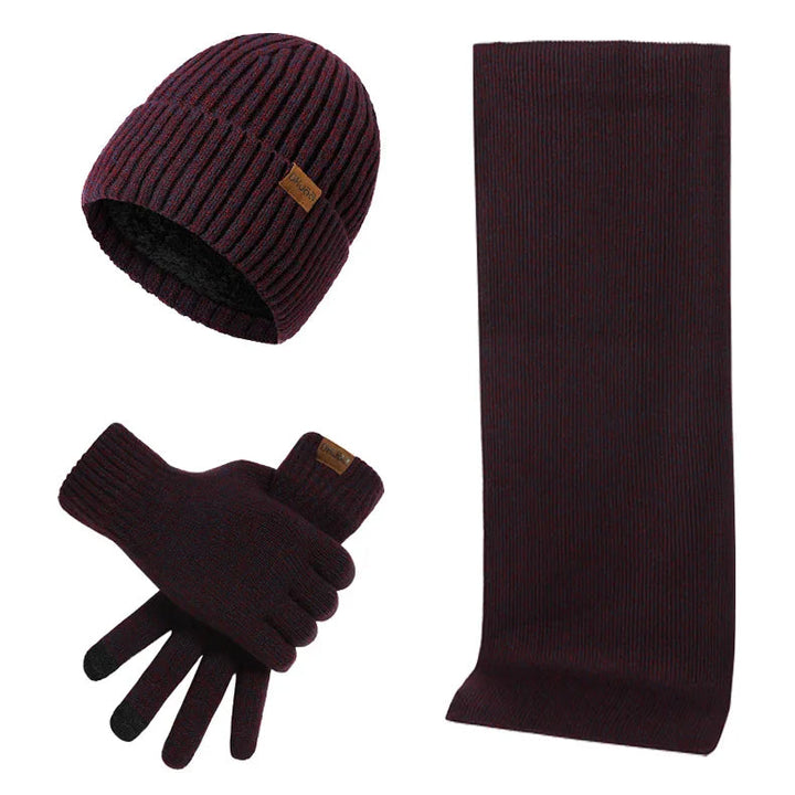 Hochwertiges Männer Winterset mit Mütze, Schal und Handschuhen. Ideale Wintermode für Herren.