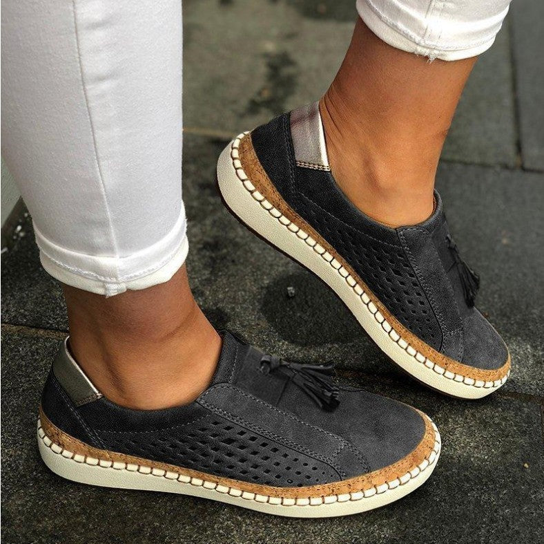 Vegane Daloureux Damenschuhe Leah: stilvoll, flach & bequem für Alltag und Freizeit. Tierfreundliche Frauenmode.