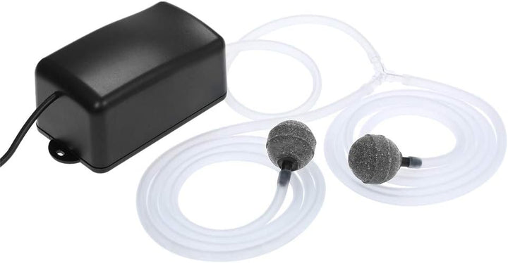 Komplettes Solar-Luftpumpen-Set 2,5W: Solarpumpe, 2 Luftsteine & 2 Schläuche für einfache Installation in Teich/Aquarium.