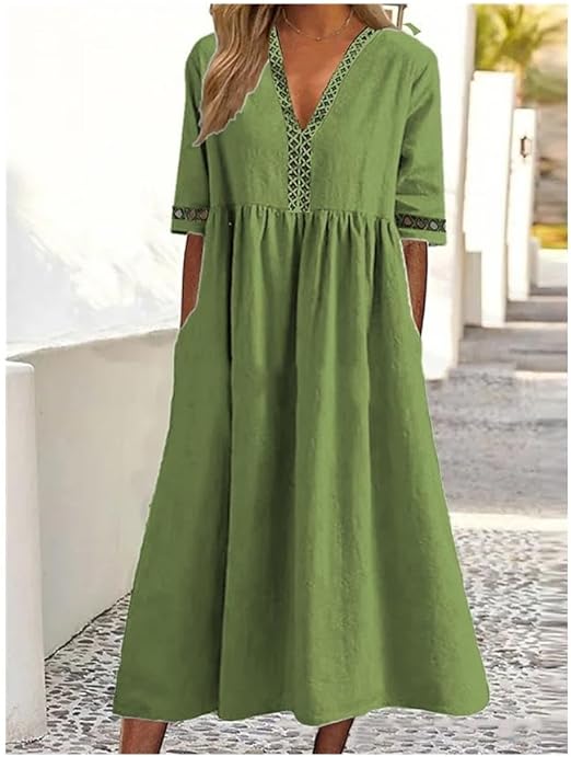 Luftiges, fliessendes Damen V-Ausschnitt Maxikleid für den Sommer. Ein modisches, feminines Casual-Kleid für Freizeit und Urlaub.