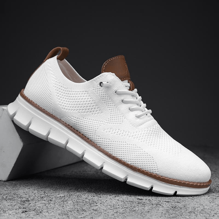 Ansicht von oben: Bequeme Herren Orthopädie-Sneaker, perfekt für lange Tage dank Dämpfung & Komfort.