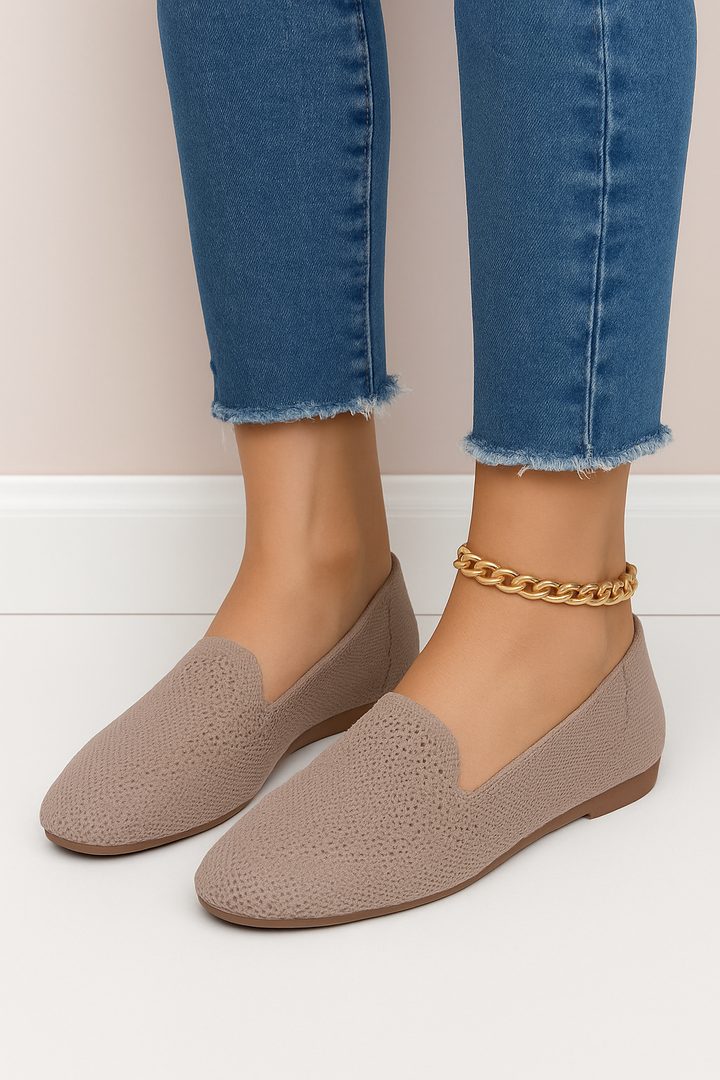 Atmungsaktive Damen Slipper-Loafer. Leichte, bequeme Freizeitschuhe und Sommerschuhe für maximalen Komfort.