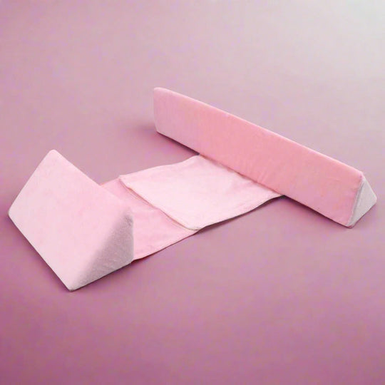 Sicheres Baby Seitenlagerungskissen Anti-Roll, mit Kopfunterstützung & waschbar für Neugeborene.