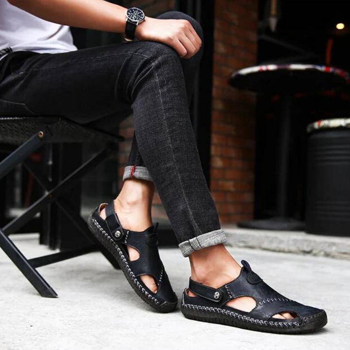 Stilvolle Herren Freizeitsandalen: Moderne Sommerschuhe mit Komfort & gutem Halt.